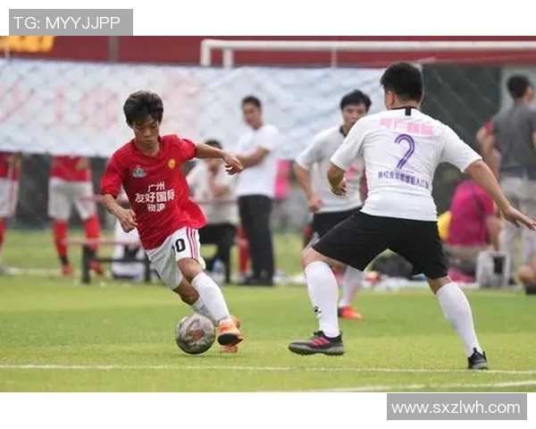 足球科贝引领新潮流打造年轻球迷的梦想舞台